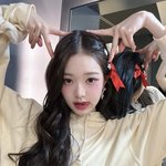 <b>본진</b> 누나 에스파 아이브 팬인가봐