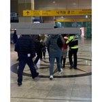 [속보] 수인분당선 열차서 여성 흉기 난동 3명 부상