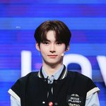 보이즈 플래닛 성한빈  과사 푸는거 의도가 너무 <b>투명</b>함 ㅋㅋ