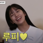 나 말할때 갸웃하는 <b>버릇</b> 있는데