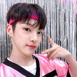 핑크 안어울리면 무슨톤이지..