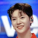 도대체 얘는 누가 빠는거임