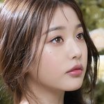 근데 <b>하파</b>크리스틴 장원영 얼굴보정하는걸까?