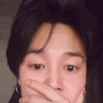 지민이 인스타 라면이랑 치킨 앞에 두고 우는 거ㅋㅋㅋㅋ