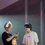 [NCT드림] 토끼<b>인형</b> 주는것봐