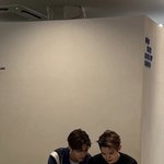 나 이 사진 김태래랑 서원인 줄
