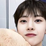 석매튜 웃는모습 말이야