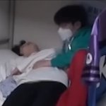 김탤 이 날 옷이 제일 웃김