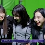 가뿐하게 공주님 <b>안기</b> 성공하는 지젤 보고 호기롭게 도전하는 카리나