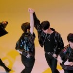 <b>백도어</b> 스춤보는데 김태래ㅋㅋㅋㅋ