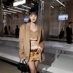 [모두드루와] <b>민니</b> 미우미우 파리 패션위크 간거봐