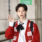 [스키즈] 용복이 <b>이날</b> 짤 있는 스테이