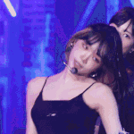 난 아이즈원때는 <b>채원</b>이한테 관심 없었는데