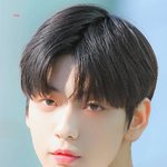새학기 <b>옆자리</b>에 앉아보고 싶다
