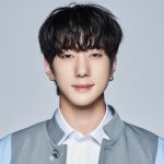 <b>누</b>가 윤종우 얼굴 분석 해줄수있어?