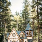 <b>통나무</b>로 지은 집들