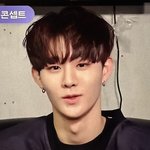 솔직히 <b>지윤서</b>