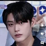 보플 <b>김지웅</b> 뒤에 누구냐 이거 ㅋㅋㅋㅋㅋㅋ