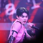 박건욱 <b>거대</b>하다..
