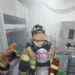 대학교 <b>실험실</b>서 불. 학생등 100여 명 대피