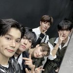 [모두드루와] 보플 <b>로우</b>조 셀카 떴다