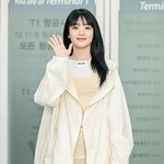 미우미우 홍콩 행사 <b>참석차</b> 출국하는 아이들 민니 + 인스타 업뎃