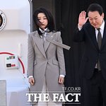 한일 정상회담에 나서는 윤석열 대통령과 김건희 여사가 16일 출국
