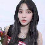 이마 깐 모습이 꽤 화제였던 스테이씨 윤