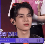 차이<b>진신</b>인가 이 사람 진짜 얼굴이 뭐임??;;
