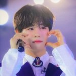얘 샐카가 더 나아?? 셀<b>기꾼</b>임??