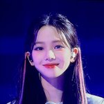 카리나 왤케 예뻐