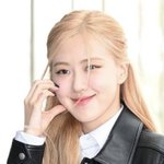 [모두드루와] <b>로제</b> 얼굴살 좀 빼지