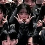 어떻게 가수보다 <b>댄서</b>가 더 아이돌같냐