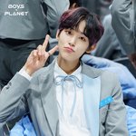 <b>서원</b> 잘생겻어