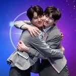 진짜 <b>위에</b>화랑 웨이크원은 그대로 데뷔시키지