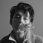 뷔 이거 살짝 <b>유아</b>인 느낌나지않아?