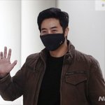 <b>이근</b>은 학력위조 면서 왜 나대는거야