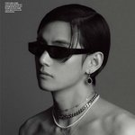 방탄 뷔 헉 뭐야 무슨 첩보영화 주인공같잖아...???