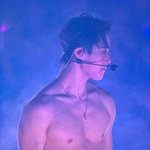 운동 안<b>한지</b> 꽤 되서 근육 좀 빠졌다는 남돌