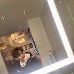 야... <b>리빌</b> 규빈이 거울셀카 실존이다