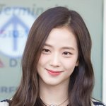 근데 진짜 눈 이쁜 거랑 <b>화려</b>한 건 별개구나