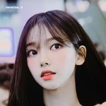 카리나 이거 <b>보정</b> 너무 심하지 않냐