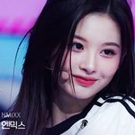 <b>설윤</b>아 썸네일 미쳤다