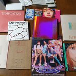 얘들아 나 앨범산것 좀 <b>보</b><b>셈</b>