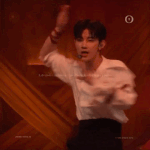 장하오 <b>오버</b>미 개같이기다림