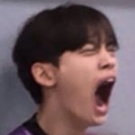 준<b>현</b>쿤보플떨어지면개그맨시험보려했던거안믿김