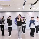 <b>바지</b>내려입는거 준현쿤닮은줄알았는데