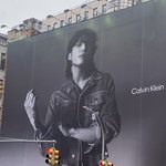 정국이 바로 <b>캘빈</b> 광고 걸렷네