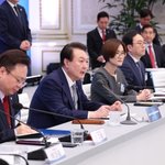 2세까지 무료 입원… 공공분양 <b>혜택</b>, 자녀3명→2명으로