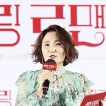 박경림은 정말 T.P.O 잘 맞춰서 옷 입는듯